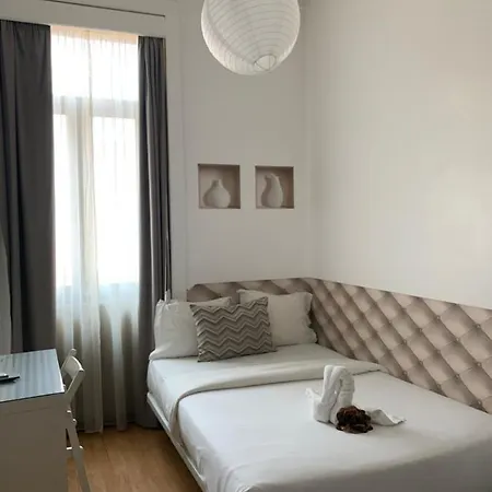 Pensao Central Guest house
