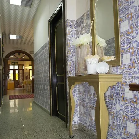 Pensao Central Guest house 3*